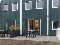 Nice Hotel Room Only 1 km From Volendam Centre