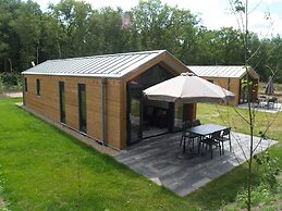 Comfortable Chalet, in a Beautiful Holiday Park