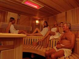 Nice Bungalow in a Holiday Park Near Maastricht