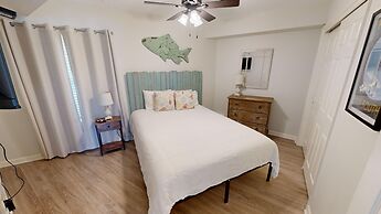 Seacrest 515ab 3 Bedroom Condo by RedAwning