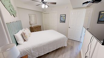 Seacrest 515ab 3 Bedroom Condo by RedAwning