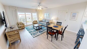 Seacrest 515ab 3 Bedroom Condo by RedAwning