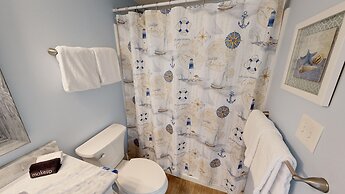 Seacrest 515ab 3 Bedroom Condo by RedAwning