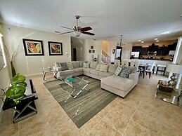 Luxury Championsgate 6 Bd Home Near Disney 6 Bedroom Villa
