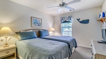 Fifty-seven Sea This Spacious And Beautiful Condo Overlooking Pond And