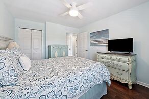 True Blue On 10th Hole, A Perfect Retreat For Golf Enthusiasts And Tho