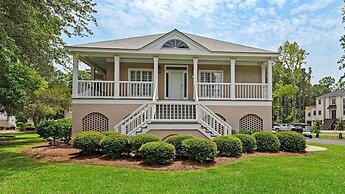 Perfect Blend Of Comfort And Modern Design For A Peaceful Retreat 3 Be