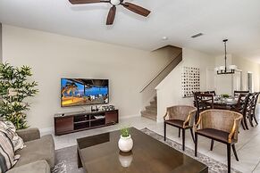 3097pequod 5 Bedroom Townhouse by RedAwning