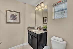 3097pequod 5 Bedroom Townhouse by RedAwning