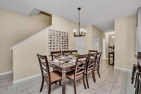 3097pequod 5 Bedroom Townhouse by RedAwning