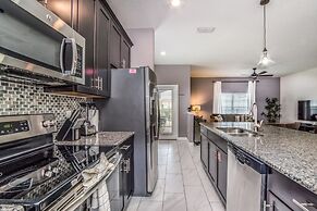 3097pequod 5 Bedroom Townhouse by RedAwning