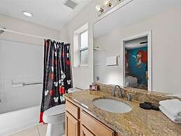 UniquelyÂ yourz 8 Bedroom Home by RedAwning