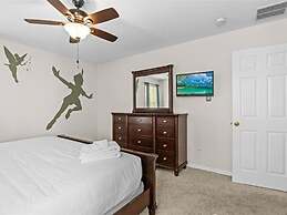 UniquelyÂ yourz 8 Bedroom Home by RedAwning