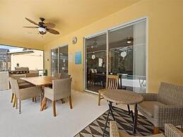 UniquelyÂ yourz 8 Bedroom Home by RedAwning