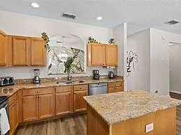 UniquelyÂ yourz 8 Bedroom Home by RedAwning