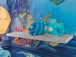 UniquelyÂ yourz 8 Bedroom Home by RedAwning