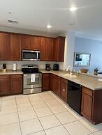 Vista Cay Luxury Serenity. 2 Bedroom Townhouse by RedAwning