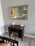 Vista Cay Luxury Serenity. 2 Bedroom Townhouse by RedAwning