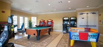 Vista Cay Luxury Serenity. 2 Bedroom Townhouse by RedAwning