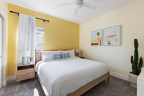 Vilano Fairway Golf & Beach Escape 5 Bedroom Home by Overmoon
