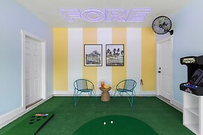 Vilano Fairway Golf & Beach Escape 5 Bedroom Home by Overmoon