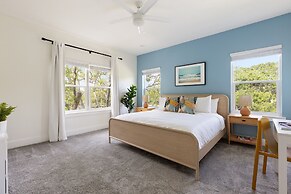 Vilano Fairway Golf & Beach Escape 5 Bedroom Home by Overmoon