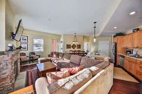 Base Camp 105 3 Bedroom Condo by RedAwning