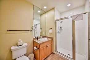 Base Camp 105 3 Bedroom Condo by RedAwning