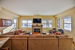 Base Camp 105 3 Bedroom Condo by RedAwning