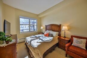 Base Camp 105 3 Bedroom Condo by RedAwning