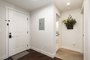 Base Camp 304 1 Bedroom Condo by RedAwning