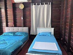 OYO 91014 Sri Ayu Inn