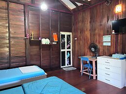 OYO 91014 Sri Ayu Inn