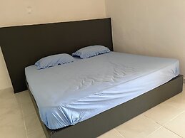 OYO 91014 Sri Ayu Inn