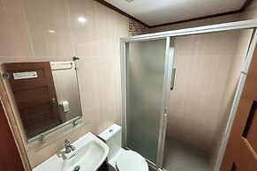 Sea Jewel Hotel Puerto Galera powered by Cocotel