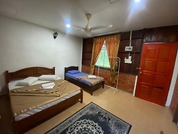 Collection O 91015 Sungai Batang Lake Chalet