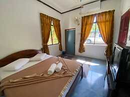 Collection O 91015 Sungai Batang Lake Chalet