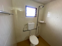 Collection O 91015 Sungai Batang Lake Chalet