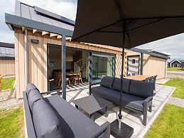 Luxurious Villa With two Bathrooms