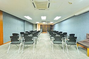 OYO 91009 One Enigma Hotel