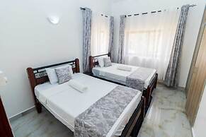Lux Suites Nyali Holiday Villa