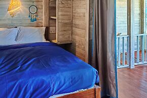 Lembo Lagoon Bungalows