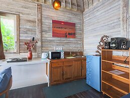 Lembo Lagoon Bungalows