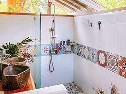 Lembo Lagoon Bungalows