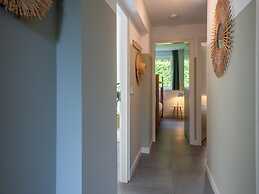 Brilliant Bungalow in Kamperland by the Lake