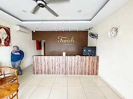 OYO 91010 Furich Hotel