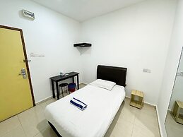 OYO 91010 Furich Hotel