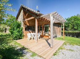 Comfortable Holiday Home With Private Terrace