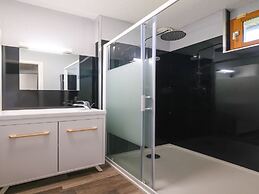 Comfortable Holiday Home With Private Terrace