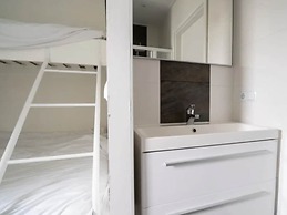 Well-kept Chalet on the Water